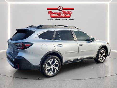 Used 2021 Subaru Outback Limited XT AWD/4WD image 5