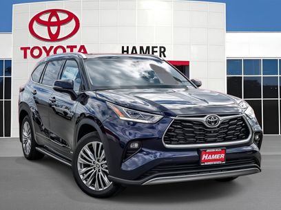 New 2025 Toyota Highlander Platinum