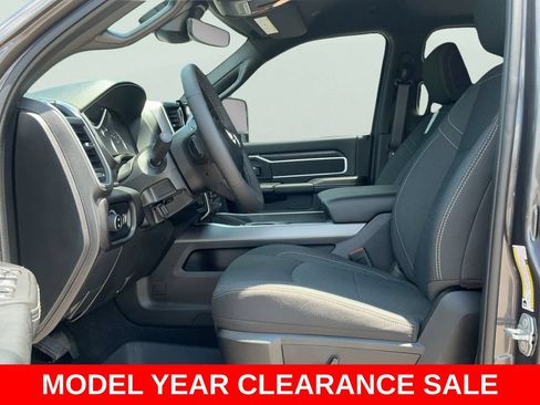New 2025 RAM 2500 Big Horn AWD/4WD image 21