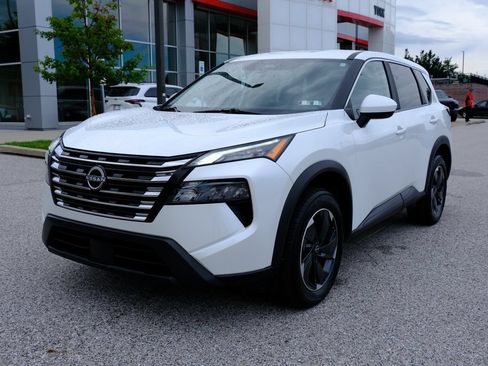 Used 2025 Nissan Rogue SV AWD/4WD image 7
