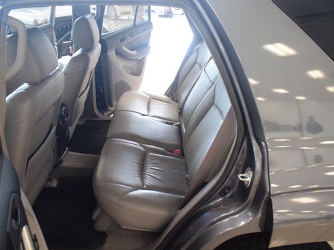 Used 2007 Toyota 4Runner Limited AWD/4WD image 61