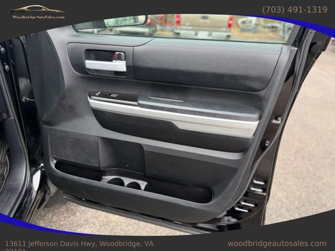 Used 2017 Toyota Tundra SR5 w/ TRD Off Road Package image 15