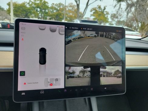 Used 2021 Tesla Model 3 Standard Range Plus image 26