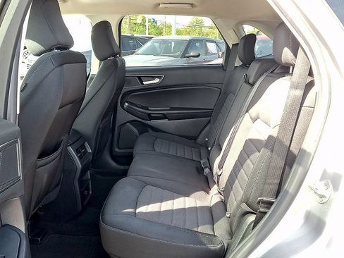 Used 2022 Ford Edge SE AWD/4WD image 8