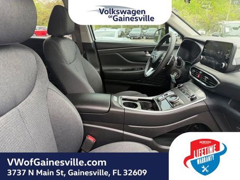 Used 2023 Hyundai Santa Fe SE image 9