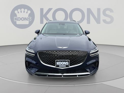 Used 2024 Genesis GV70 2.5T w/ Select Package AWD/4WD image 11