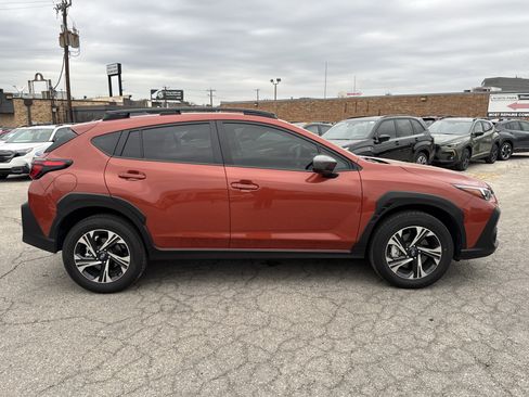 Certified 2025 Subaru Crosstrek 2.0i Premium image 2