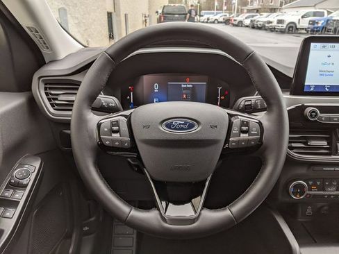 Used 2025 Ford Escape Active w/ Cold Weather Package image 23