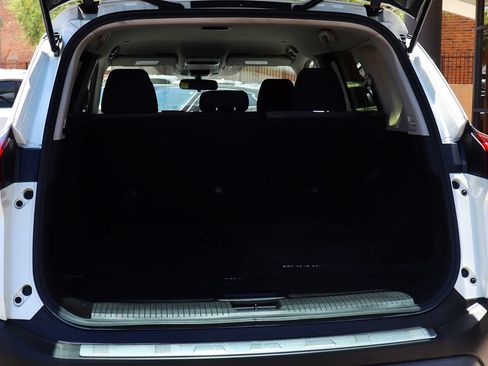 Used 2023 Nissan Rogue SV FWD image 24