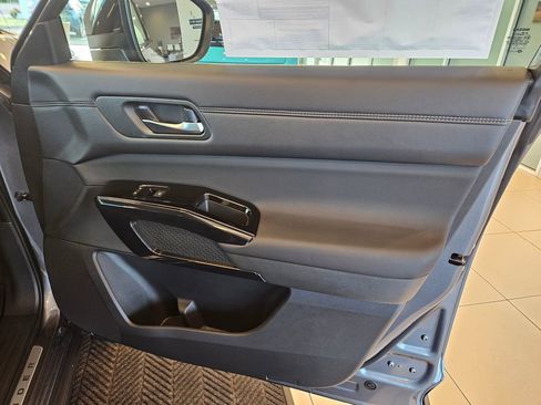 New 2026 Nissan Pathfinder Platinum w/ Cargo Package image 24