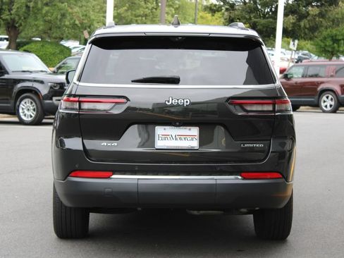 Used 2023 Jeep Grand Cherokee L Limited w/ Luxury Tech Group II AWD/4WD image 4