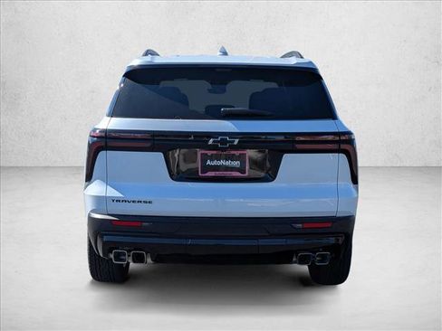 New 2026 Chevrolet Traverse LT w/ Midnight/Sport Edition FWD image 8
