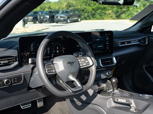 New 2026 Ford Mustang GT Premium w/ GT Performance Package RWD image 31