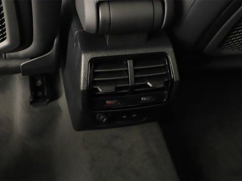 New 2025 Audi Q3 2.0T Premium image 22