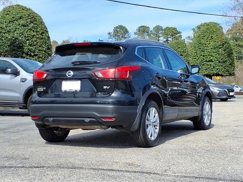 Used 2019 Nissan Rogue Sport SV w/ Technology Package image 7