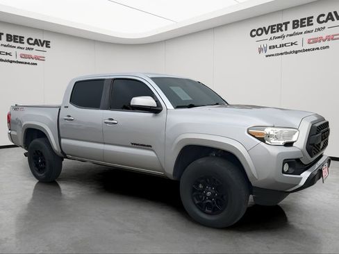 Used 2021 Toyota Tacoma SR5 image 1