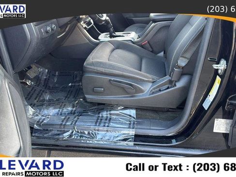 Used 2016 Chevrolet Colorado LT w/ LT Convenience Package AWD/4WD image 21