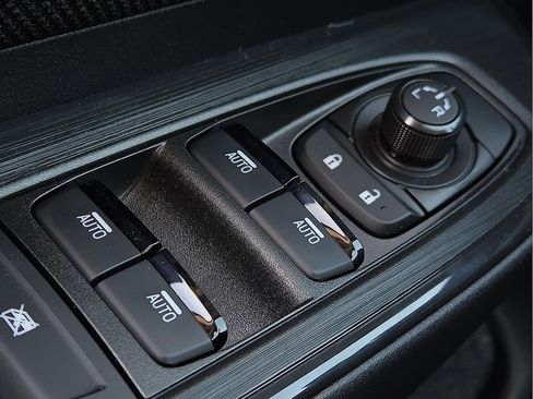 New 2026 Subaru Outback Premium image 18