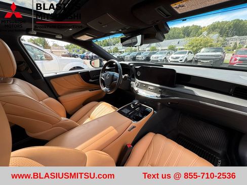 Used 2023 Lexus LS 500 AWD w/ Luxury Package image 54