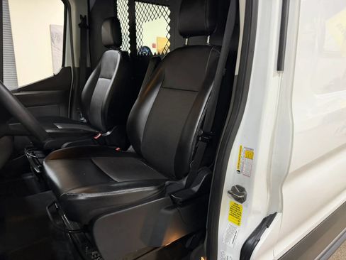 Used 2020 Ford Transit 250 Medium Roof AWD image 38