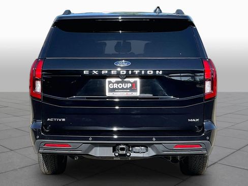 Used 2025 Ford Expedition Max Active AWD/4WD image 5