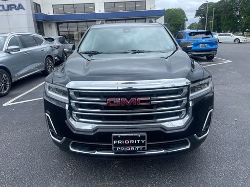 Used 2023 GMC Acadia SLT FWD image 8