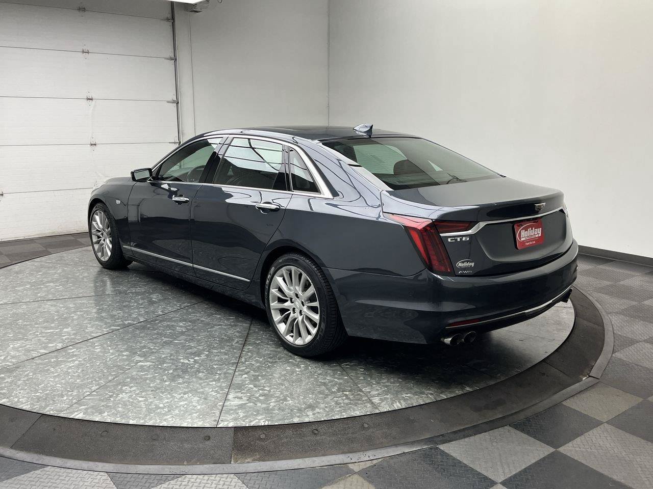 Used 2020 Cadillac CT6 Luxury AWD/4WD image 2