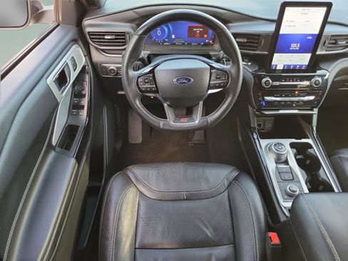 Used 2022 Ford Explorer ST w/ Equipment Group 401A AWD/4WD image 8