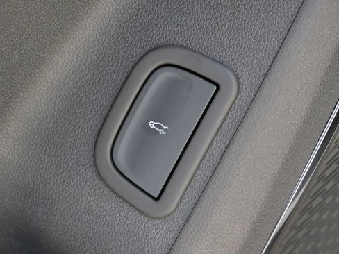 New 2026 GMC Acadia AT4 w/ Luxury Package AWD/4WD image 48