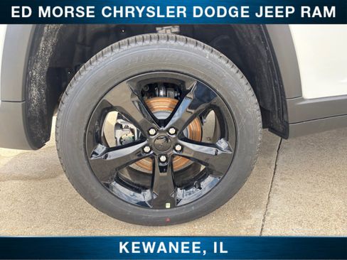 New 2026 Jeep Grand Cherokee Limited AWD/4WD image 17
