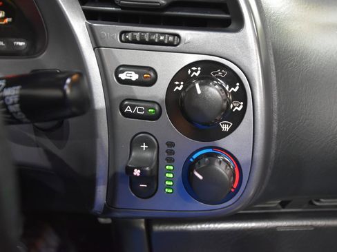Used 2003 Honda S2000 image 24