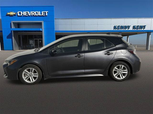 Used 2021 Toyota Corolla SE w/ SE Preferred Package FWD image 25