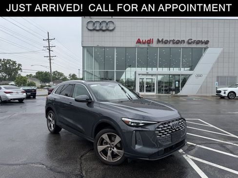 Used 2025 Audi Q5 Premium w/ Premium Plus AWD/4WD image 1