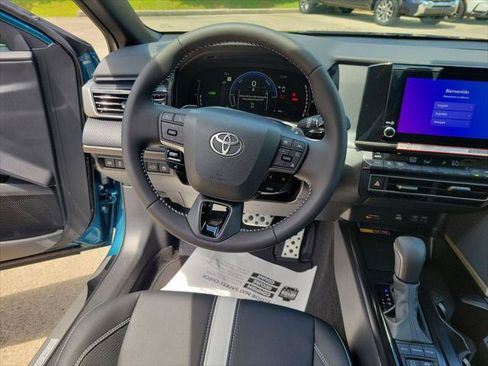Certified 2026 Toyota Camry SE w/ Convenience Package FWD image 18
