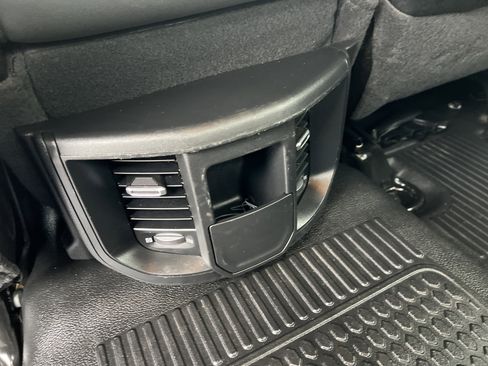 Used 2020 RAM 3500 Tradesman image 16