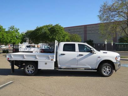 New 2024 RAM 3500 Tradesman w/ Chrome Appearance Group