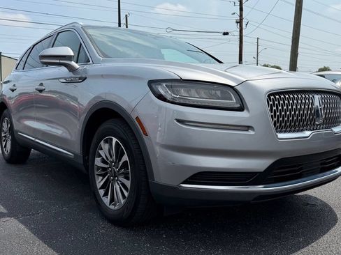 Used 2021 Lincoln Nautilus Reserve FWD image 11