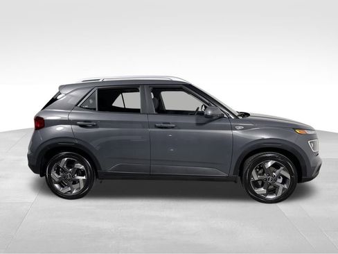 New 2026 Hyundai Venue SEL image 6