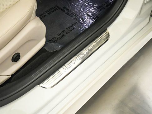 Used 2022 Mercedes-Benz E 350 Sedan w/ Driver Assistance Package image 16