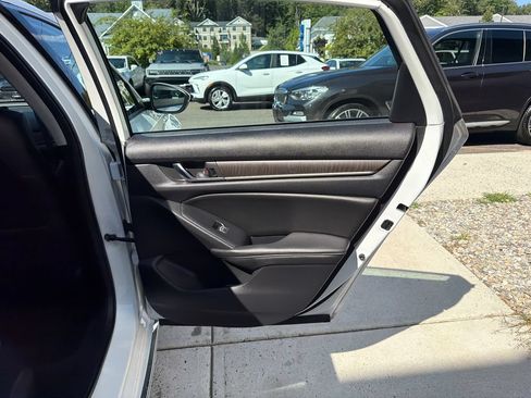 Used 2019 Honda Accord EX-L image 45
