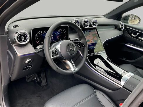 Used 2026 Mercedes-Benz GLC 300 4MATIC image 18