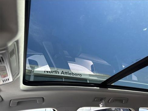 New 2026 Volkswagen Taos SE AWD/4WD image 17