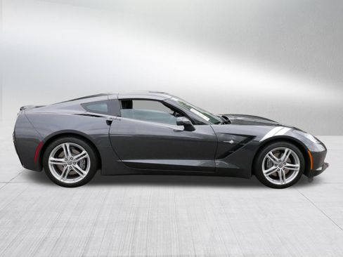 Used 2017 Chevrolet Corvette Stingray Coupe w/ Battery Protection Package RWD image 8