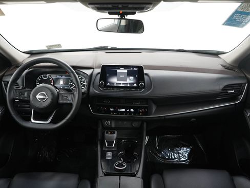 Used 2023 Nissan Rogue SV w/ SV Premium B Package AWD/4WD image 13