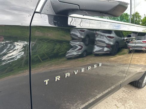 Used 2023 Chevrolet Traverse LT w/ LPO, Floor Liner Package AWD/4WD image 13