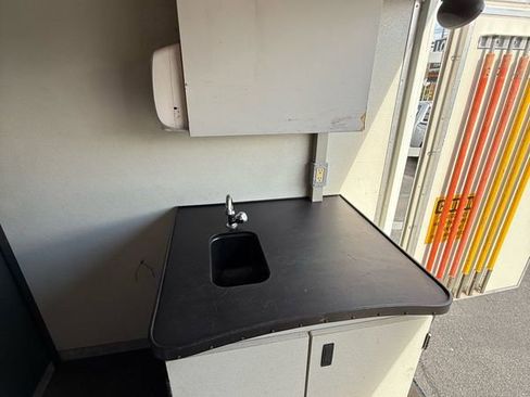 Used 2010 Chevrolet Express 3500 w/ Ambulance Package image 16