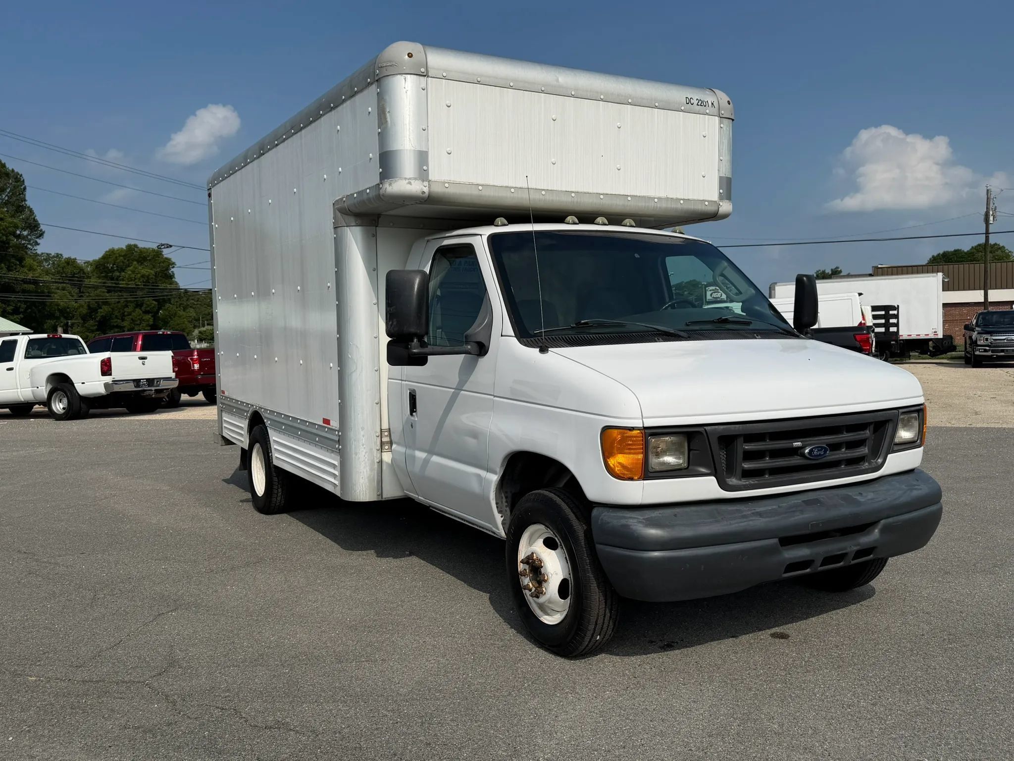 Used 2007 Ford E-450 and Econoline 450 RWD image 5