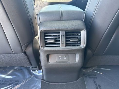 New 2025 Nissan Murano SL image 17