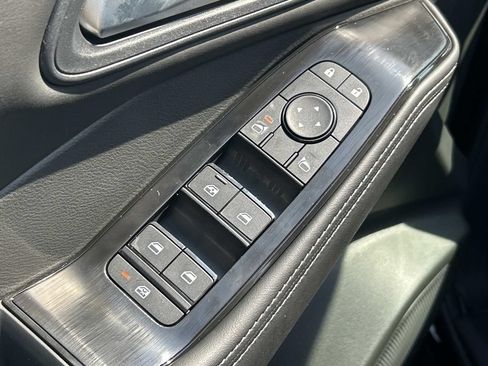 New 2026 Nissan Rogue SV AWD/4WD image 18