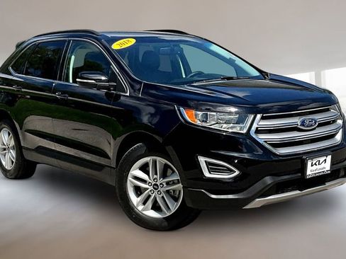 Used 2018 Ford Edge SEL w/ Equipment Group 201A AWD/4WD image 3